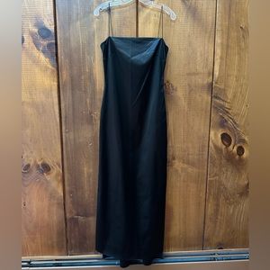 Women black maxi dress. Size 8.